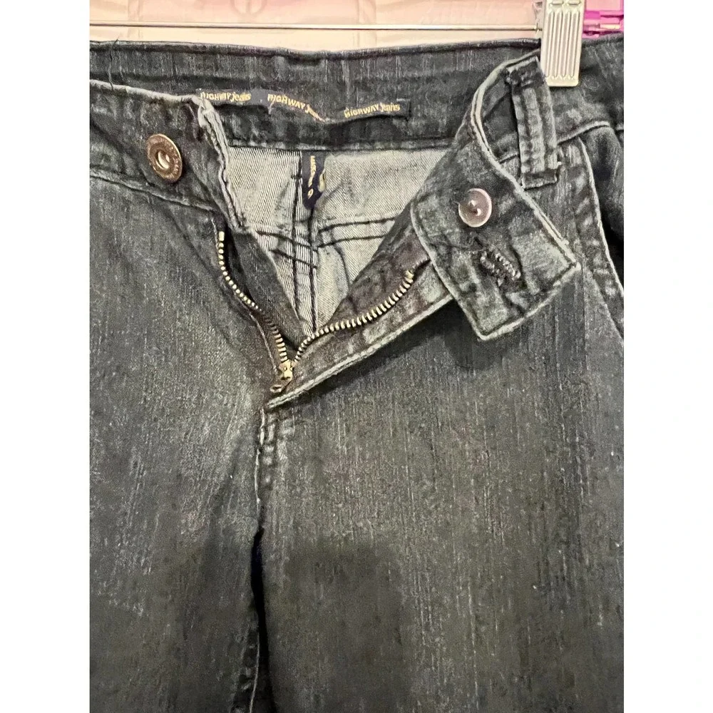 Highway Jeans Women's Flare Legs Size 9 32